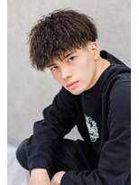 ジェイドゼロウィズアクロス(JADE -zero- with AKROS)&nbsp;ツイストスパイラルパーマ波巻パーマメンズカットツーブロック