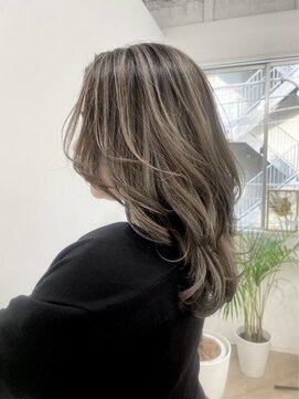 ピープスアンドスー 表参道 渋谷(Peeps&Suu.) シャドウルーツ/外国人風バレイヤージュ