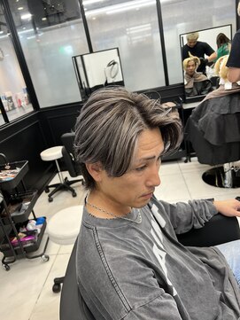 メンズラピス 栄店(Men's Lapis) メンズバレイヤージュセンターパートハイトーンシルバーグレー
