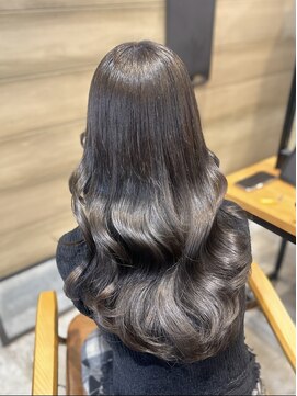 ユアーズヘア 東新宿店(youres hair) 暗めでも透け感のあるカラー♪ラベンダーグレージュ