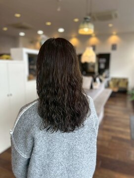 ヘアーワークス ボナ(HAIR WORKS bona.) 自然体で今っぽく ナチュラルウェーブ スタイル/ロング/パーマ