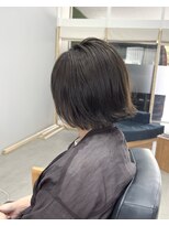 チーク(CHiiK)&nbsp;グレージュ×ボブ