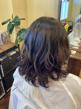 フェアリーテール 高坂店 甘すぎない。大人のゆるふわニュアンスパーマ♪