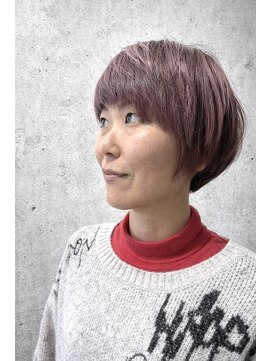 テラ(terra) 透明感ラベンダーピンク×コンパクトマッシュショートボブ