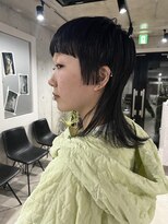 イー(Ii)&nbsp;個性派ウルフカット