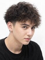 メンズフィール 南森町(MENS FEEL)&nbsp;フリックパーマ／ニュアンスパーマ/ウルフ/スペインカール