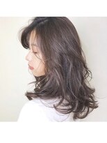 ハナワ エビス トウキョウ ヘアーサロン(HanaWa ebisu tokyo hair salon) こなれミディアムカール