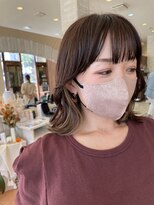 ヴィサージュオーク(VISAGE oak)&nbsp;顔まわり似合わせカット+インナーカラー