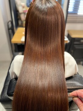 ライフ(LIFE) 髪質改善ヘアエステ/縮毛矯正/ストレート/イメチェン/フェミニン