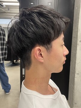 フイ 自由が丘(men's salon Hui) メンズ/アップバング/ツーブロックマッシュ/束感ショート波巻き