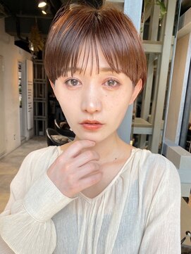 ディーエックス スリー(Dxxxx III) マッシュショートヘア