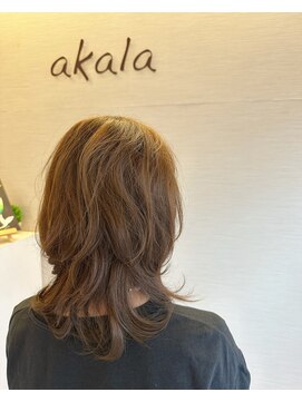 アカラ ヘアー akala ｈair レイヤースタイル