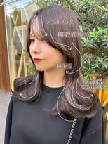シーン(seen)&nbsp;【くびれヘア×ラベンダーグレージュ】