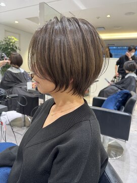 バンプ ギンザ(BUMP GINZA) くびれショート/マロンブラウン/大人ショートボブ/山口