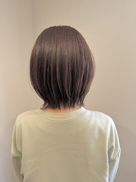 ラヴィン(LOVIN’) レイヤーボブ/ピンクベージュ