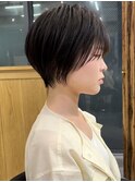 美髪シアーカラーピンクブラウンショートカット切りっぱなしボブ