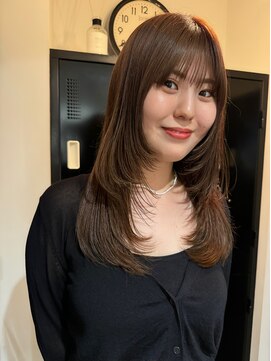 ローレン(LOREN) デザインカラー レイヤーカット ウェットヘア オリーブベージュ