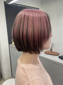 ルーブ トウキョウ(Loob. TOKYO) デザインカラー黒髪インナーカラーピンクアンブレラカラー韓国