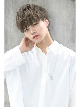 リップス 大宮(LIPPS) フォーリンマッシュ