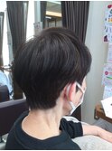 襟足すっきり立体感コンパクトショート黒髪フェイスレイヤー