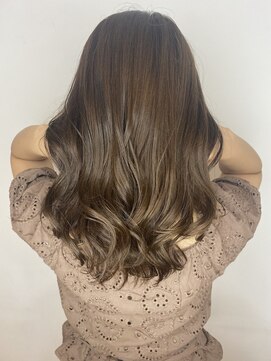 ジーナ 北千住ミルディス通り(Zina) 美髪※シアーカラー※韓国ヘア【Zina北千住ミルディス通り】