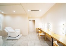 アルシュ サイト(ARCHE saito)の雰囲気（アイラッシュメニューやスキンケアが出来るブースもあります！）
