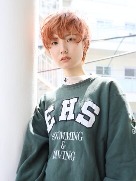 エムスラッシュフィール 東戸塚(M.SLASH FIEL) アプリコットオレンジ/外国人風/フェザーショート/FIEL東戸塚