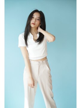 ルフュージュ バイ プロデュース 相模大野店(Refuge by Produce) 暗髪/レイヤーカット/長めバング