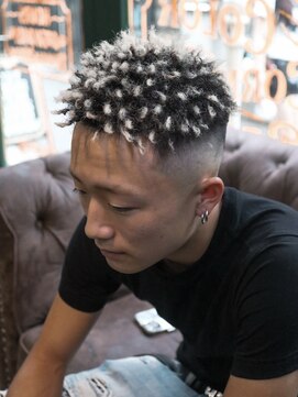 プロショップウェーブ セカンド(PRO SHOP WAVE II) スペインカール/プードルパーマ/メンズパーマ/ニュアンスパーマ