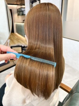 リベルテ(Liberte)の写真/《髪質改善しながら憧れの地毛風ツヤ髪ストレートに*》