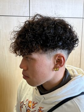 ニアウ 伊勢崎連取店(Niau) [MEN’S HAIR/波巻ツイストスパイラル/スペインカール/伊勢崎]