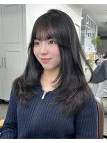 プラチナ(PLATINA)&nbsp;レイヤーカット顔まわり前髪セミロング20代30代40代