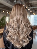 アース 天満橋店(HAIR & MAKE EARTH) ブリーチ◎ロング/ハイトーン/ミルクティー/ホワイト/20代