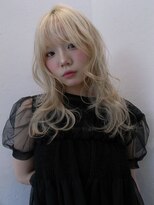 ソレイユトウキョウシブヤ(SOLEIL TOKYO shibuya) ハイトーン顔まわりレイヤー×ホワイトブロンド