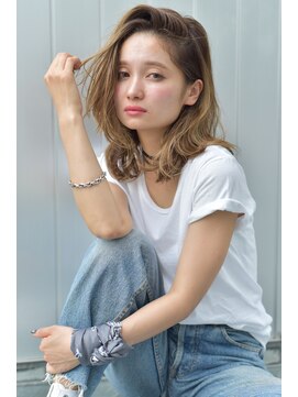 ラべリー 池袋(LOVELEY) ひし形大人ミディアム × アッシュベージュ　【池袋】