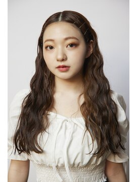 六本木美容室 西麻布店 韓国風波巻ウェーブ◎艶カラー×ウェーブ