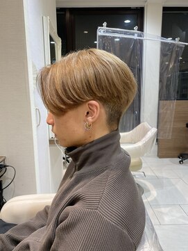 アッシュ 大泉学園店(Ash) ミルクティーベージュ×センターパート