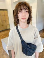 ヘアーアイスカルテット(HAIR ICI QUARTET)&nbsp;20代30代大人可愛いウルフくせ毛風パーマベージュ