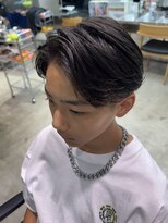バイフィフス 天神大名(by fifth) ニュアンスパーマセンターパート毛流れパーマメンズヘア波巻き