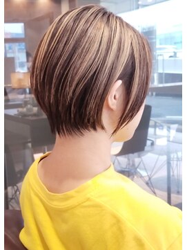 フロア(FLOOR) #レイヤーボブ#ハイライトカラー#金沢文庫FLOOR