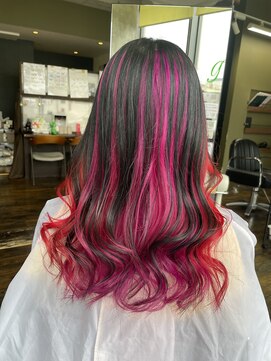 ガルボ ヘアー(garbo hair) ハイトーン ケアブリーチ デザインカラー 10代 20代