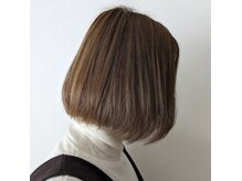 ミオス(mios)の雰囲気（＊肌なじみの良い明るいカラーを提案）