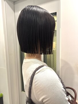 ケンジ ツルヤチョウ(KENJE tsuruyacho) ボブ／ショート／ミニボブ／タッセルボブ／ストレート