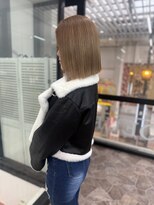 ラ ミミ(La Mimi)&nbsp;【Mimi/SAYAKA】カット/カラー/ブリーチ/ハイトーン/ミルクティ