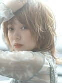 【emu井上信洋】透明感オリーブベージュのルーズマッシュウルフ