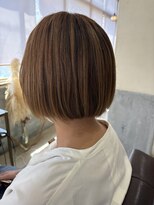 ニナル(Ninal) 夏にぴったりなミニボブスタイル!