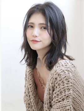 トッカ ヘアアンドトリートメント 難波店 ゆるはねミディ