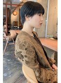巻かないで決まる大人の小顔ショート