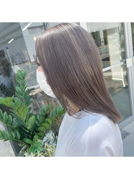 ニト(nito) シルバーグレーカラー