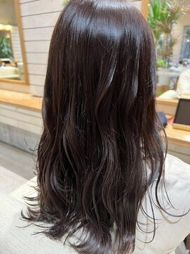 プレイフル(PLAYFUL) ラベンダーアッシュロングスタイル